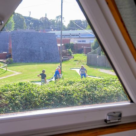 Escape To A Clifftop Chalet With Pool And Tennis Onsite - 1A Kingsdown Holiday Park Extérieur photo