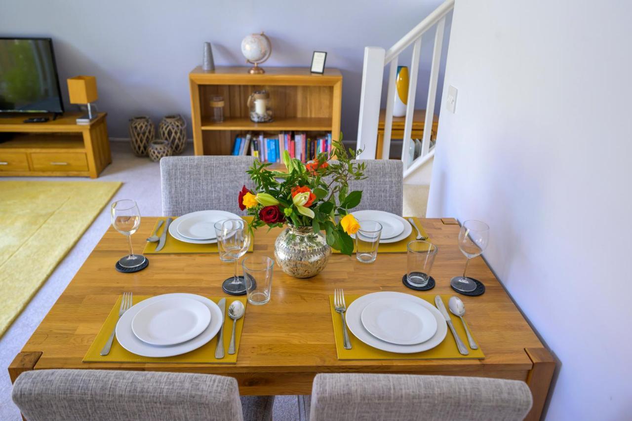 Escape To A Clifftop Chalet With Pool And Tennis Onsite - 1A Kingsdown Holiday Park Extérieur photo