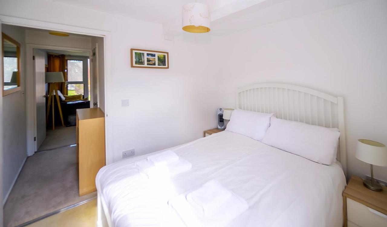Escape To A Clifftop Chalet With Pool And Tennis Onsite - 1A Kingsdown Holiday Park Extérieur photo