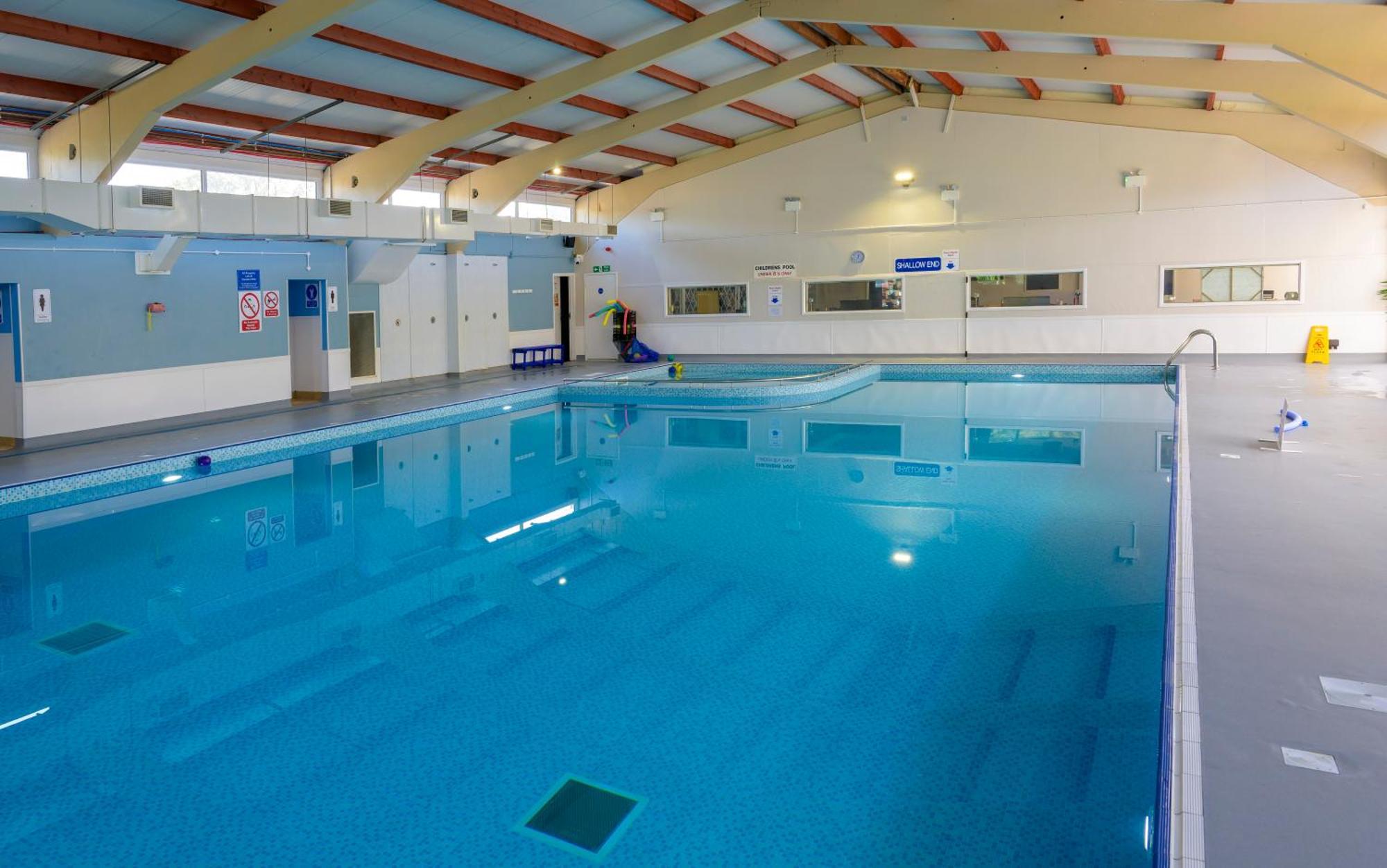 Escape To A Clifftop Chalet With Pool And Tennis Onsite - 1A Kingsdown Holiday Park Extérieur photo