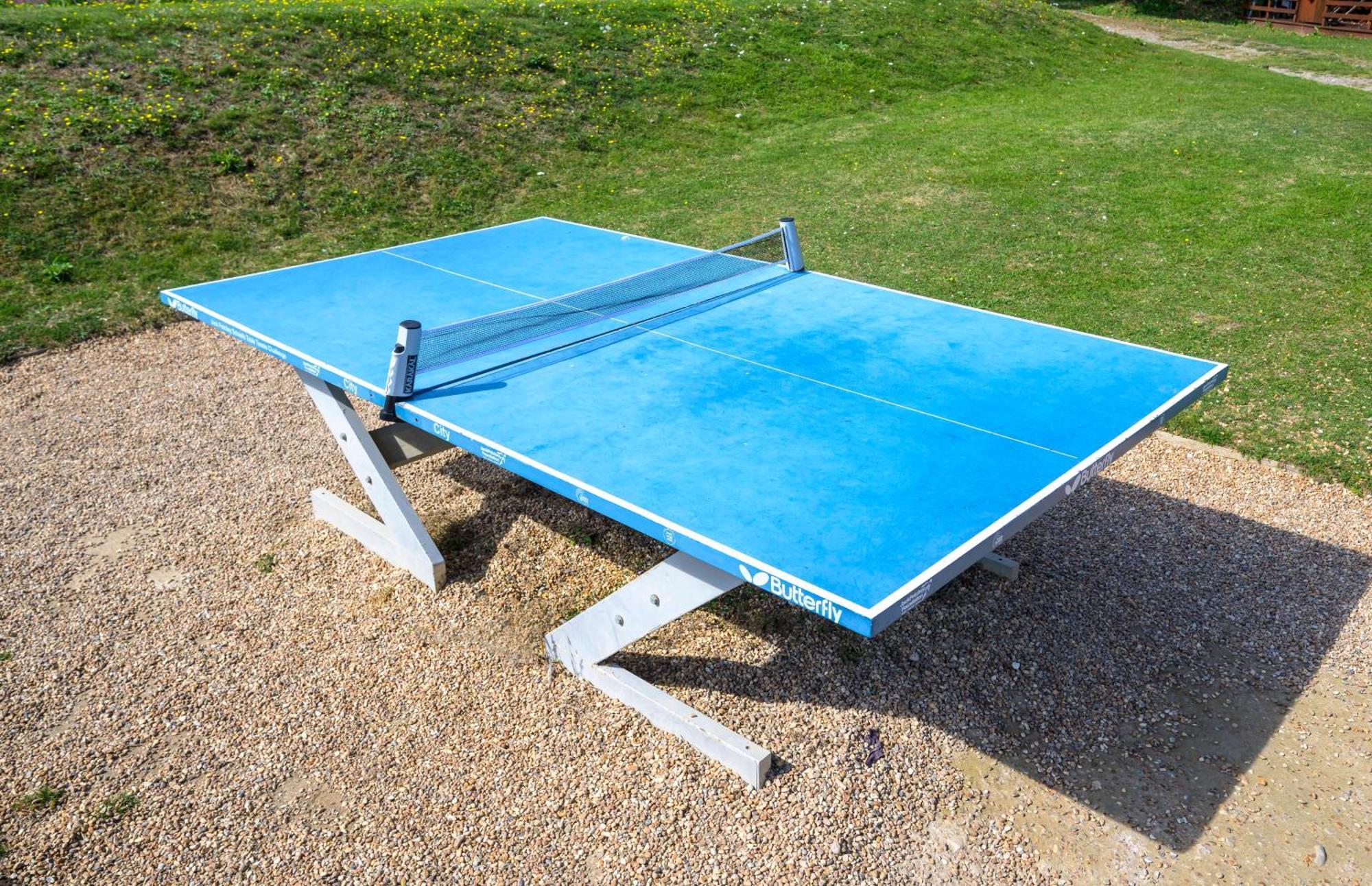 Escape To A Clifftop Chalet With Pool And Tennis Onsite - 1A Kingsdown Holiday Park Extérieur photo